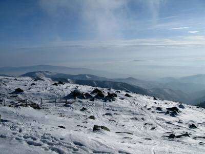 Inverzia (v pozad� Hrb)